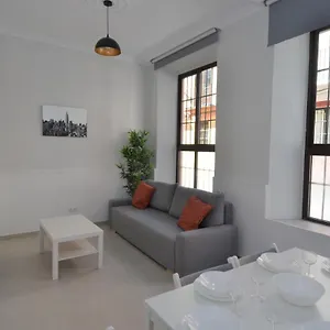 Alvarez Centro Historico Apartment Malaga